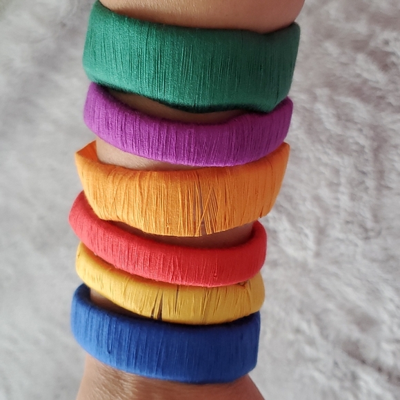 3/10 Handmade Bangle Bundle - Picture 2 of 14